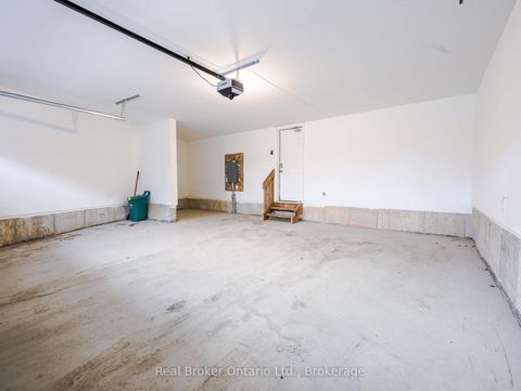 Photo 33 at 1397 William Halton Parkway, NW Northwest, Oakville