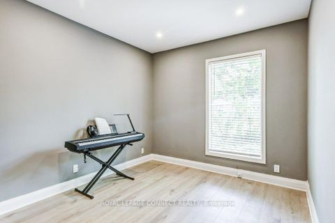 Photo 17 at 70 Dunstall Crescent, West Hill, Toronto