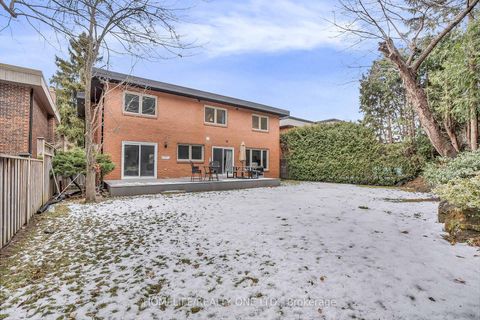 Photo 48 at 31 Bearwood Drive, Humber Valley, Toronto