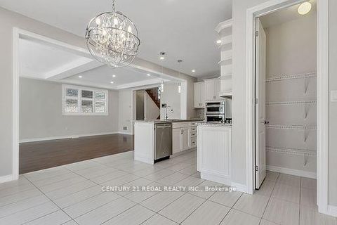 Photo 12 at 140 Cherryhurst Road, GO Glenorchy, Oakville