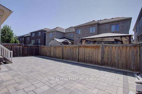 Photo 15 at 140 Cherryhurst Road, GO Glenorchy, Oakville