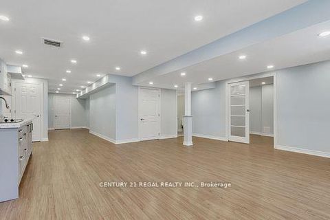 Photo 19 at 140 Cherryhurst Road, GO Glenorchy, Oakville