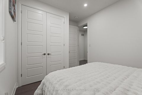 Photo 29 at 3118 Travertine Drive, NW Northwest, Oakville