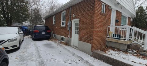 Photo 12 at 14 Dallner Road, CFB, Toronto