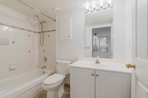 Photo 10 at 305 - 1720 Eglinton Avenue E, Victoria Village, Toronto