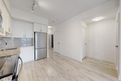 Photo 8 at 1606 - 3700 Highway 7 Road, Vaughan Corporate Centre, Vaughan