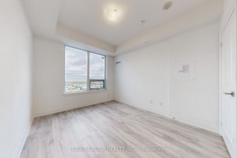 Photo 10 at 1606 - 3700 Highway 7 Road, Vaughan Corporate Centre, Vaughan