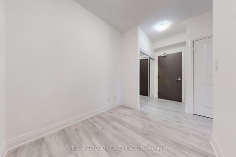 Photo 12 at 1606 - 3700 Highway 7 Road, Vaughan Corporate Centre, Vaughan