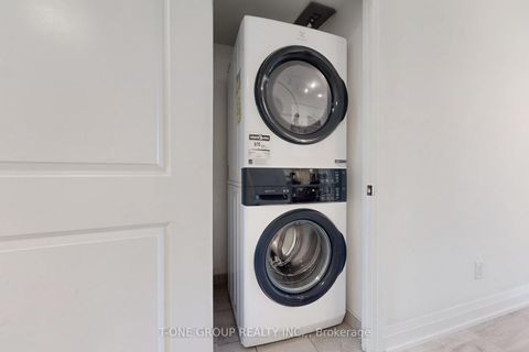 Photo 14 at 1606 - 3700 Highway 7 Road, Vaughan Corporate Centre, Vaughan