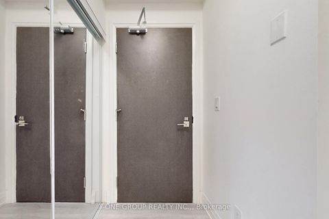 Photo 15 at 1606 - 3700 Highway 7 Road, Vaughan Corporate Centre, Vaughan