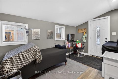 Photo 5 at 119 Essa Road, Allandale, Barrie