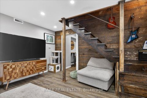 Photo 13 at 119 Essa Road, Allandale, Barrie