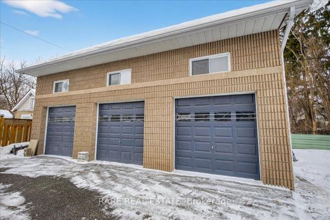 Photo 30 at 119 Essa Road, Allandale, Barrie