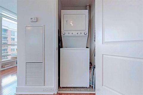 Photo 9 at 1002 - 26 Norton Avenue, Willowdale East, Toronto