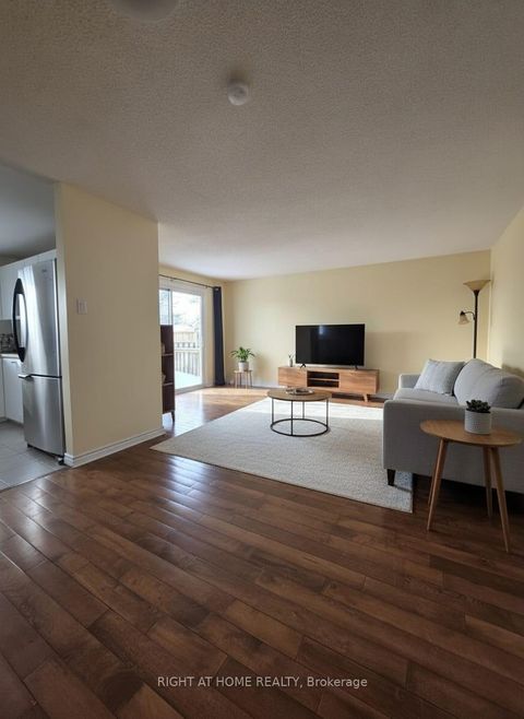 Photo 5 at 75 Corbett Drive, Grove East, Barrie