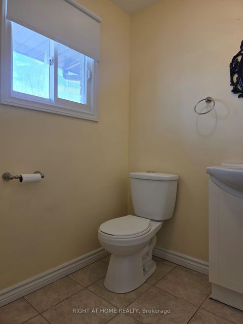 Photo 9 at 75 Corbett Drive, Grove East, Barrie