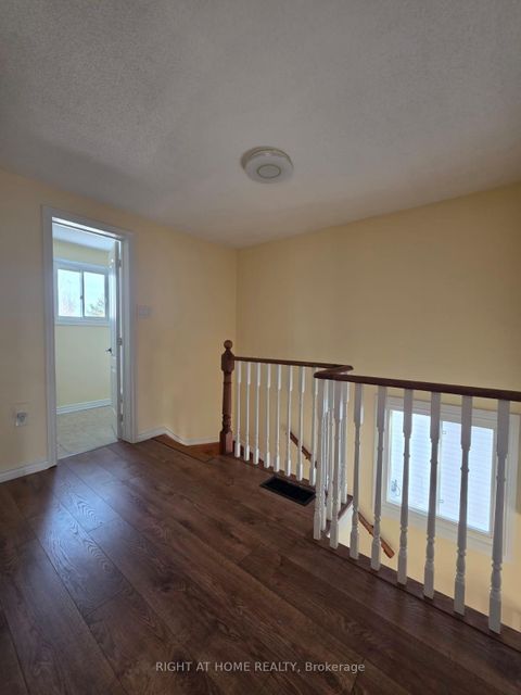 Photo 11 at 75 Corbett Drive, Grove East, Barrie