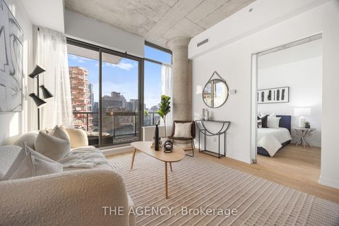 Photo 14 at 1011 - 560 King Street W, Waterfront Communities C1, Toronto