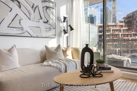 Photo 15 at 1011 - 560 King Street W, Waterfront Communities C1, Toronto