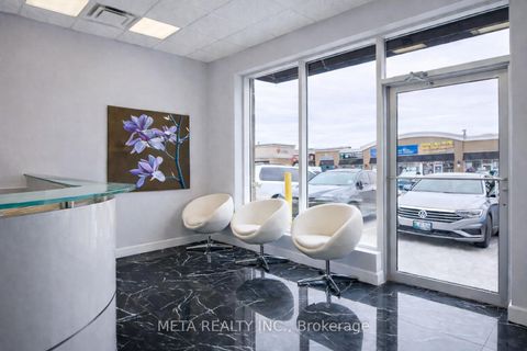 Photo 1 at B10 - 2761 Markham Road, Rouge E11, Toronto