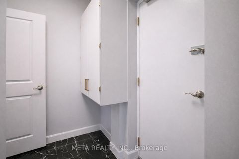 Photo 15 at B10 - 2761 Markham Road, Rouge E11, Toronto