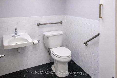 Photo 19 at B10 - 2761 Markham Road, Rouge E11, Toronto