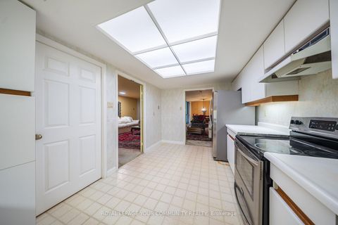 Photo 13 at 408 - 3900 Yonge Street, Nortown, Toronto