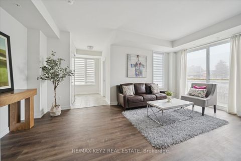 Photo 3 at 113 - 1555 Kingston Road, Town Centre, Pickering