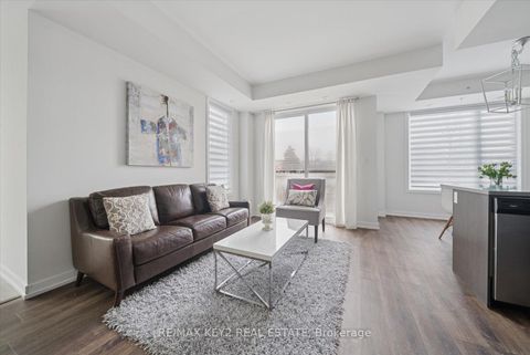 Photo 5 at 113 - 1555 Kingston Road, Town Centre, Pickering