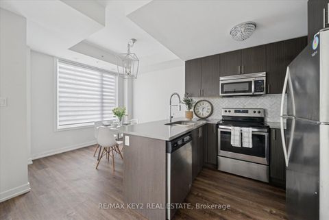 Photo 11 at 113 - 1555 Kingston Road, Town Centre, Pickering