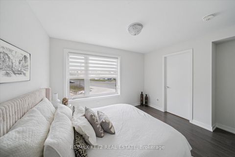 Photo 17 at 113 - 1555 Kingston Road, Town Centre, Pickering