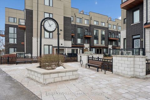 Photo 34 at 113 - 1555 Kingston Road, Town Centre, Pickering