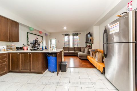 Photo 6 at 377 Assinboine Road, York University Heights, Toronto