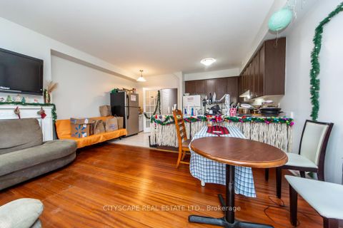 Photo 9 at 377 Assinboine Road, York University Heights, Toronto