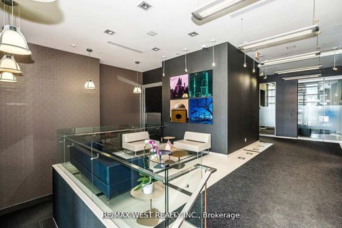 Photo 6 at 333 - 380 Macpherson Avenue, Casa Loma, Toronto