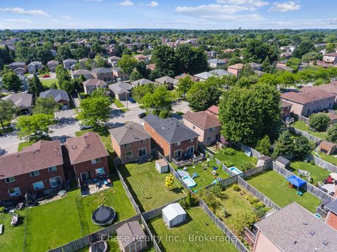 Photo 26 at 46 Sydenham Wells, Georgian Drive, Barrie