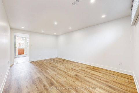 Photo 29 at 22 Woodenhill Court, Eglinton West, Toronto