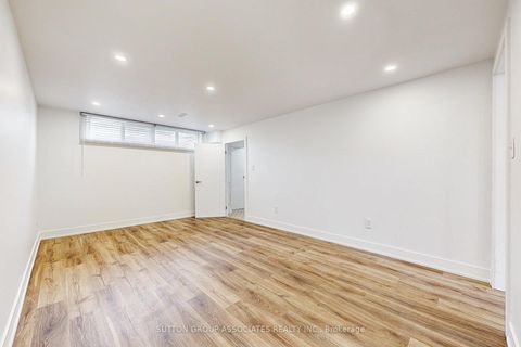 Photo 31 at 22 Woodenhill Court, Eglinton West, Toronto