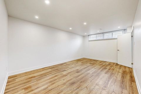 Photo 32 at 22 Woodenhill Court, Eglinton West, Toronto