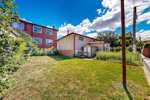 Photo 43 at 22 Woodenhill Court, Eglinton West, Toronto