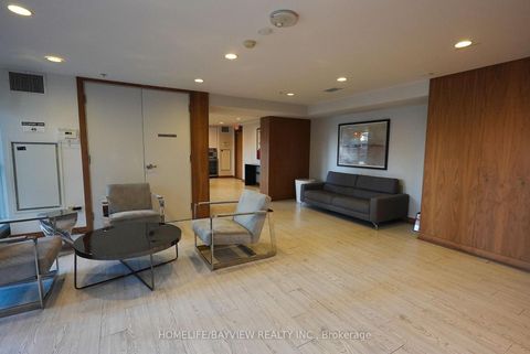 Photo 18 at 316 - 295 Adelaide Street W, Waterfront Communities C1, Toronto