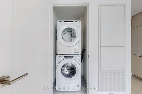 Photo 18 at 1608 - 30 Inn on the Park Drive, Don Mills, Toronto