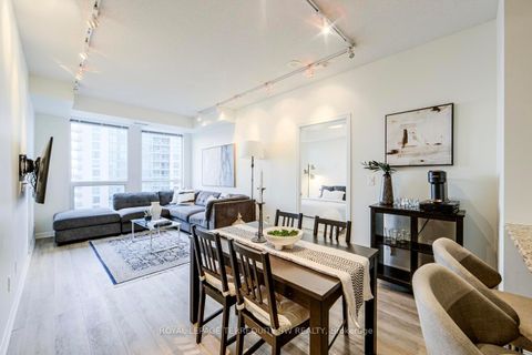 Photo 10 at 2707 - 628 Fleet Street, Niagara, Toronto