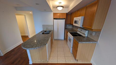 Photo 2 at 1006 - 10 Northtown Way, Willowdale East, Toronto