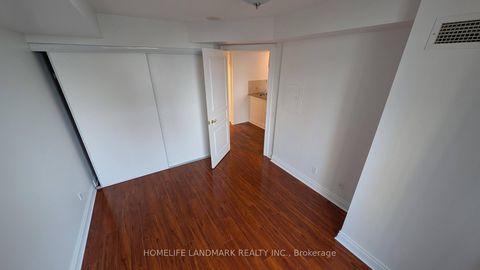 Photo 4 at 1006 - 10 Northtown Way, Willowdale East, Toronto