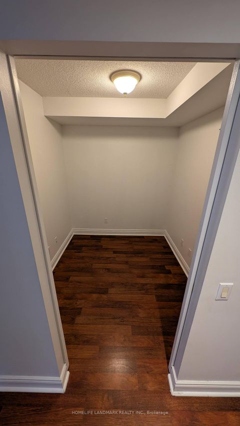 Photo 7 at 1006 - 10 Northtown Way, Willowdale East, Toronto