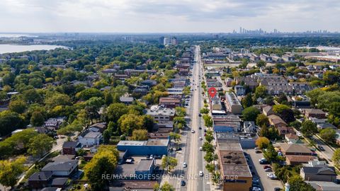 Photo 34 at 104 - 3400 Lake Shore Boulevard W, Long Branch, Toronto