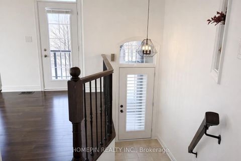 Photo 1 at 40 Chapman Court, Aurora Grove, Aurora