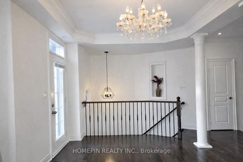 Photo 2 at 40 Chapman Court, Aurora Grove, Aurora