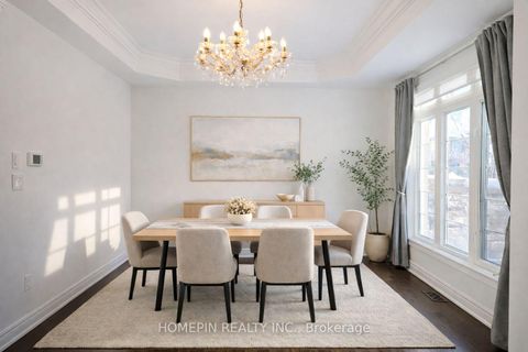 Photo 5 at 40 Chapman Court, Aurora Grove, Aurora